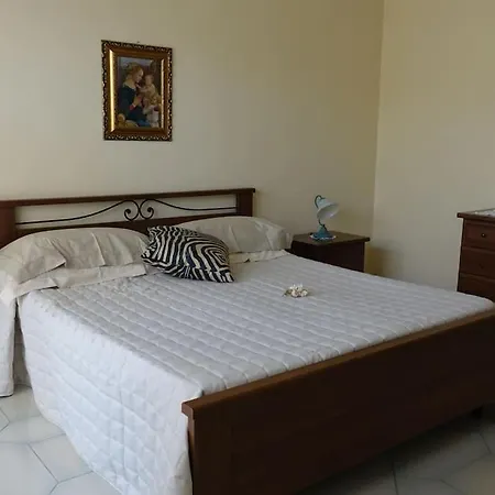 Casa Vacanza, Le 5 Palme, A Apartment Trani